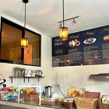 Hotel Boutique Valverde Santa Elena 산살바도르 외부 사진