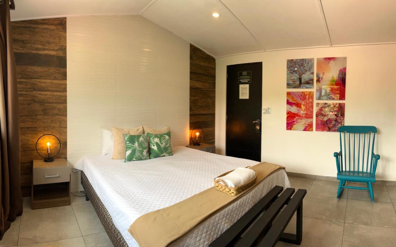 Hotel Boutique Valverde Santa Elena 산살바도르 외부 사진