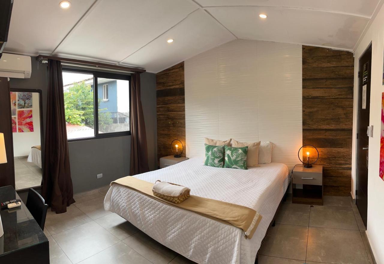Hotel Boutique Valverde Santa Elena 산살바도르 외부 사진